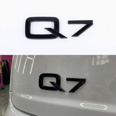 Емблема напис Q7 на багажник Audi, чорна глянцева, Антихром, шильдик наклейка