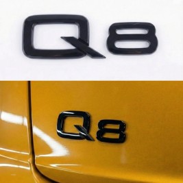 Емблема наклейка Q8 Audi Ауді Чорна на кришку багажника