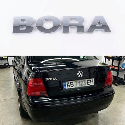 Емблема BORA на багажник Volkswagen Бора, хром, 12х2,3 см, шильдик наклейка