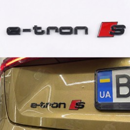Шильдик на багажник, емблема багажника Audi Ауді e-tron S е-трон S Чорний