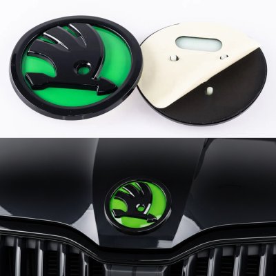 Емблема значок на капот, багажник Skoda Шкода 90мм чорно зелений 32D853621A