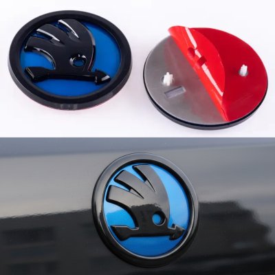 Емблема значок на капот, багажник Skoda Шкода 80мм чорно синій 5JD853621A