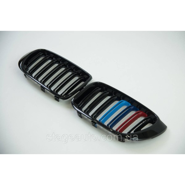 Ноздри на BMW X3 F25 2014-2017 год M-color ( Двойные M-Look )