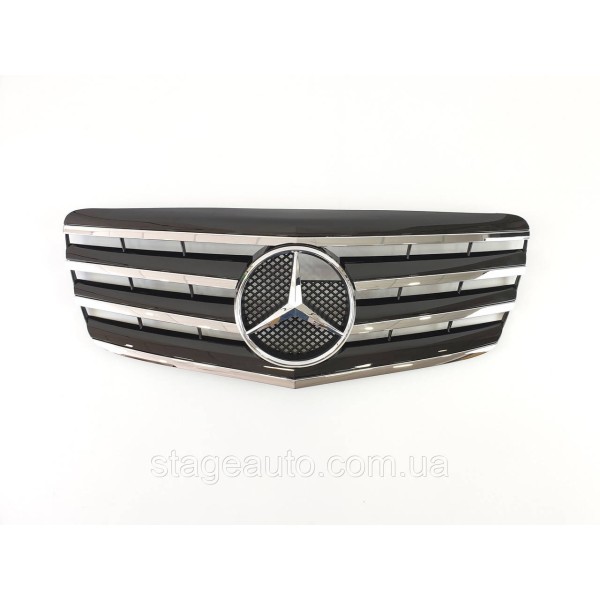 Решетка радиатора на Mercedes E-class W211 2006-2009 год AMG стиль ( Черная с хром вставками )
