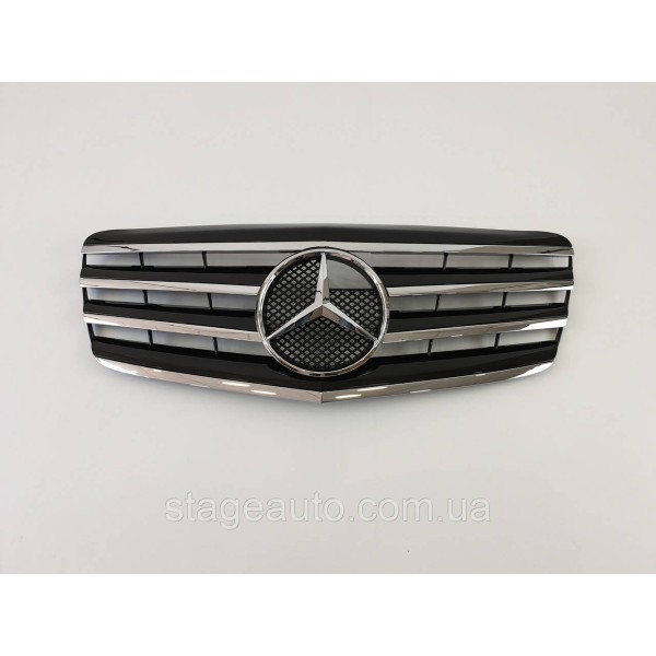 Решетка радиатора на Mercedes E-class W211 2006-2009 год AMG стиль ( Черная с хром вставками )
