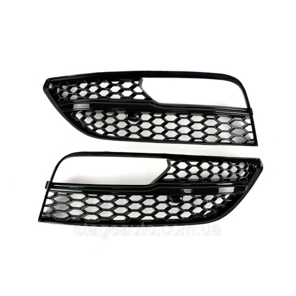 Решетки переднего бампера на Audi A3 2012-2016 год Черные ( в стиле Audi RS3 )