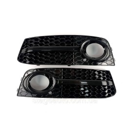 Решетки переднего бампера на Audi A4 B8 2007-2011 год Черные ( в стиле RS )