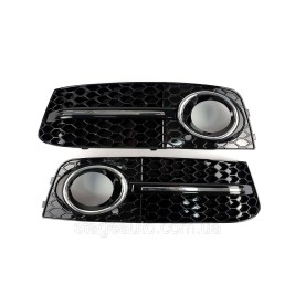 Решетки переднего бампера на Audi A4 B8 2007-2011 год Черные с хром вставкой ( в стиле RS )