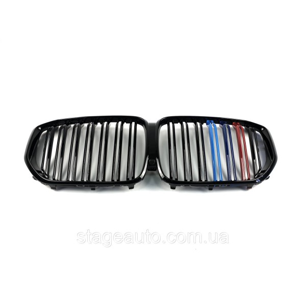 Ноздри на BMW X5 G05 2018-2020 год M-color ( Двойные M-Look )