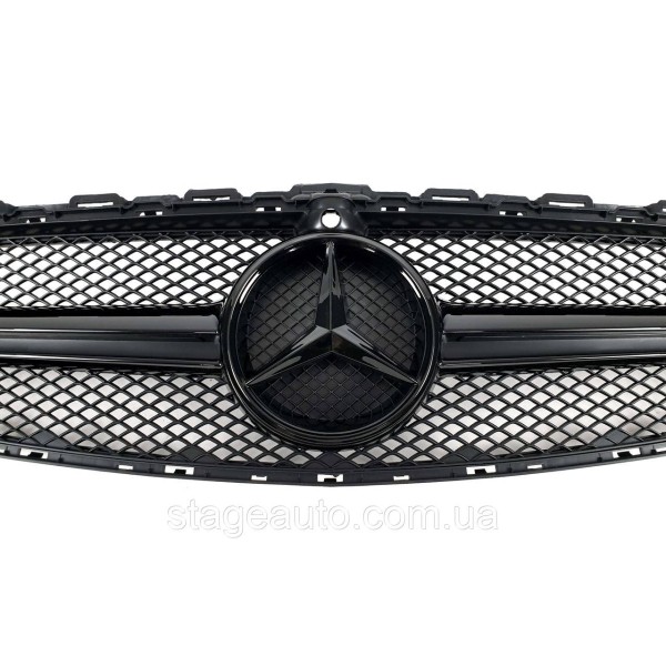 Решетка радиатора на Mercedes C-Class W205 2014-2018 год AMG стиль Black ( с местом под камеру )