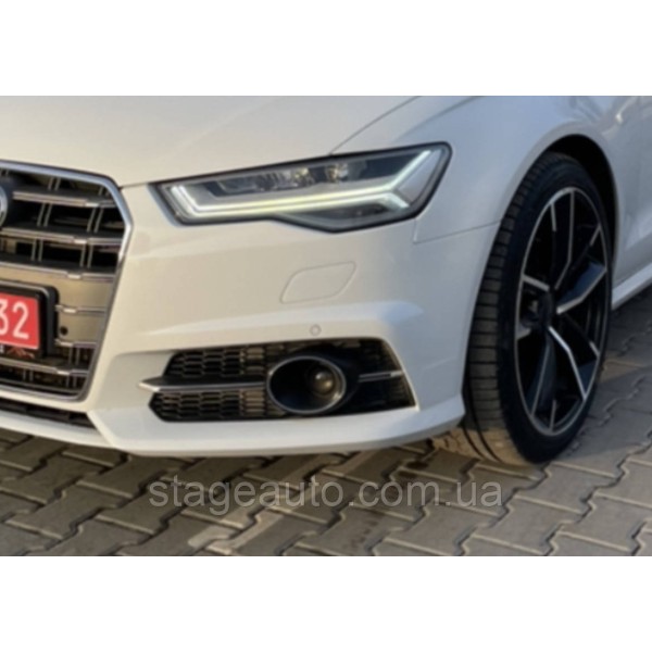 Решетки переднего бампера под дистроник в стиле S-Line на Audi A6 C7 2014-2018 года Черные с хром вставкой