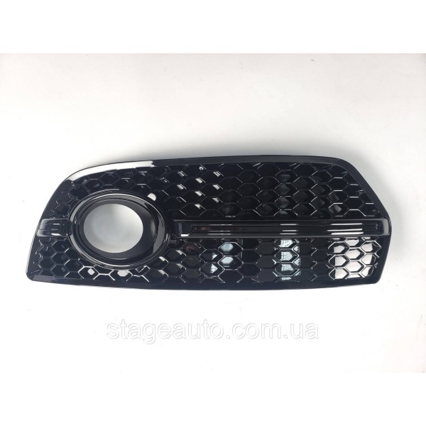 Решітки переднього бампера Audi Q5 2008-2012 рік Чорні (в стилі S-Line)
