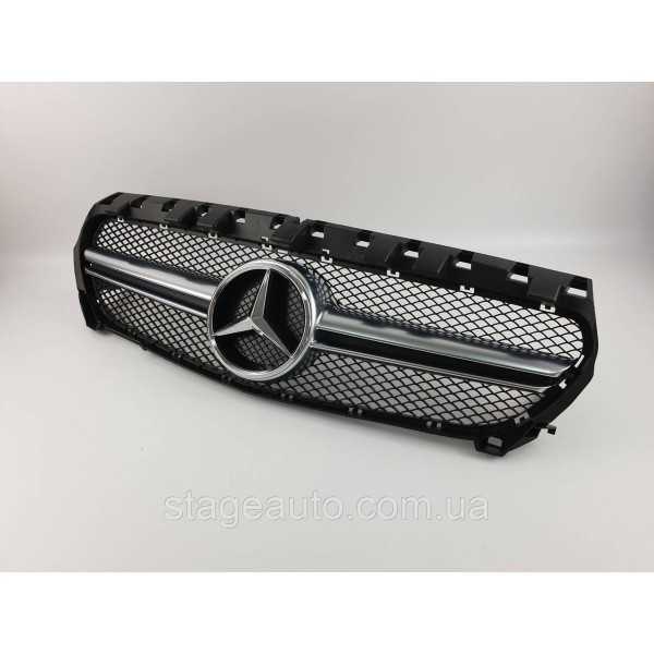 Решетка радиатора на Mercedes CLA-Class C117 2013-2017 год AMG стиль ( Черная с серыми вставками )