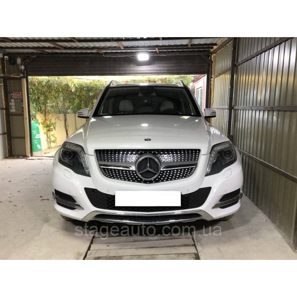 Решетка радиатора на Mercedes GLK-Class X204 2012-2015 год Diamond ( Черная с серым и элементами хрома )