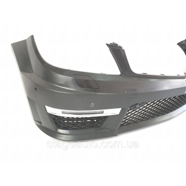 Комплект обвеса на Mercedes C-Class W204 2007-2014 год ( в стиле C63 AMG )