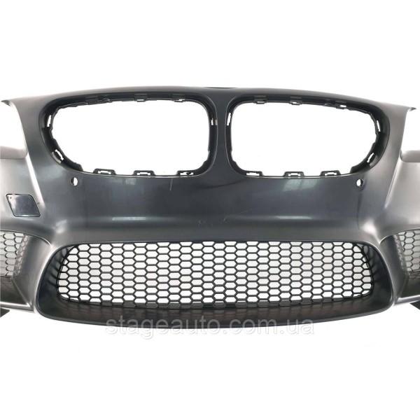 Передний бампер на BMW 5 Series F10 / F11 / F18 2010-2017 год ( в стиле M5 )