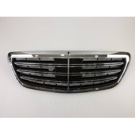 Решетка радиатора на Mercedes S-Class W222 2013-2020 год AMG63 стиль ( Хром с черными вставками )