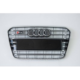 Решетка радиатора Audi A5 2011-2016год Черная с хромом (в стиле S-Line)