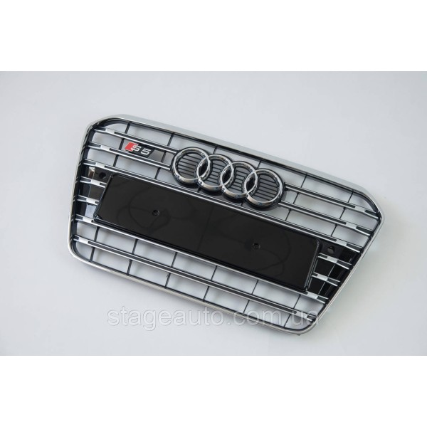 Решетка радиатора Audi A5 2011-2016год Черная с хромом (в стиле S-Line)