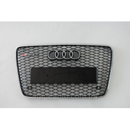 Решетка радиатора Audi Q7 2009-2015год Черная с хром рамкой (в стиле RS)