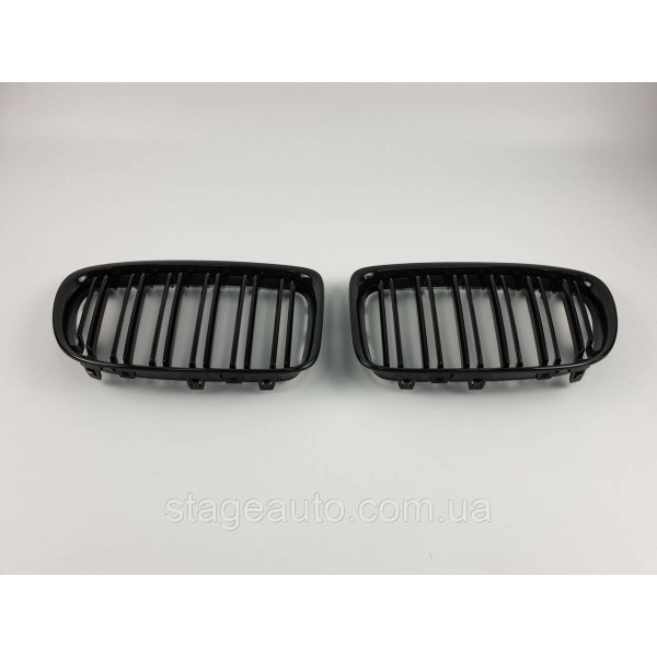 Ноздри на BMW X1 E84 2012-2015 год Черные Глянцевые ( Двойные M-Look )
