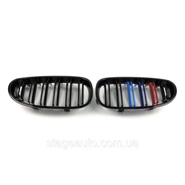 Ноздри на BMW 5 Series E60 2003-2010 год M-color ( Двойные M-Look )