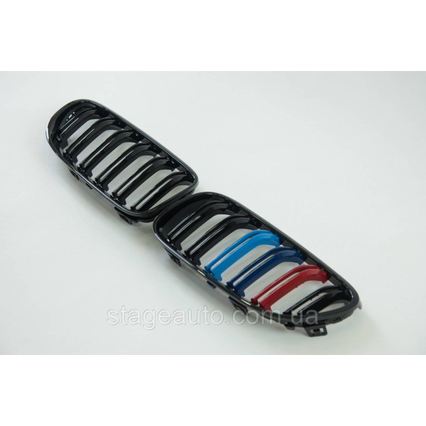 Ноздри на BMW 3 Series E92 / E93 2010-2013 год M-color ( Двойные M-Look )