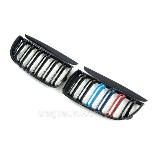 Ноздри на BMW 3 Series E90 / E91 2005-2008 год M-color ( Двойные M-Look )