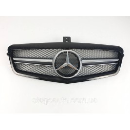 Решетка радиатора на Mercedes E-Class W212 2009-2013 год AMG стиль ( Серая с черной рамкой )