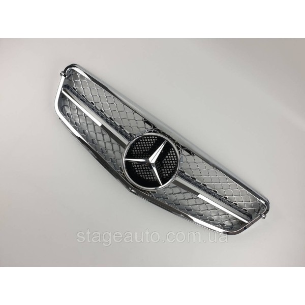 Решетка радиатора на Mercedes C-Class W204 2007-2014 год AMG стиль ( Хром )