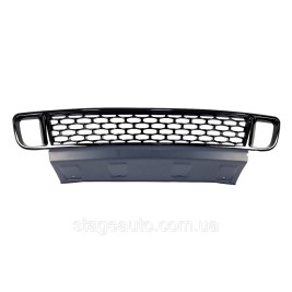 Решетка в передний бампер на Range Rover Vogue L322 2010-2012 год