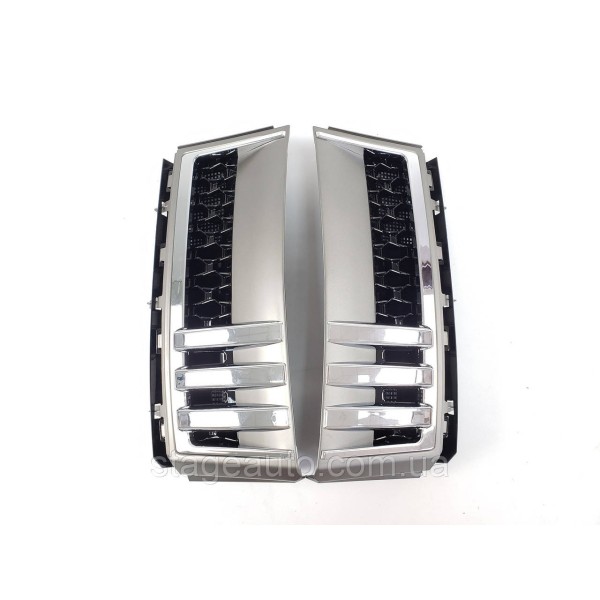 Решетка радиатора з жабрами на Range Rover Vogue L322 2009-2013 год Серая с черным