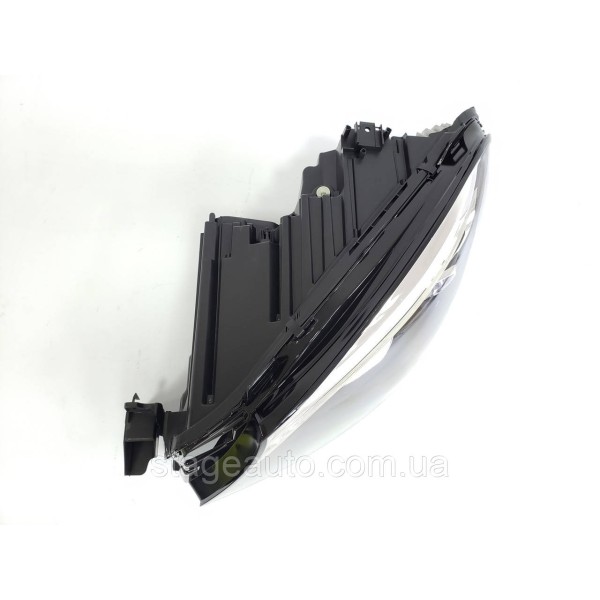 Передние фары Led Mercedes GLE-Class W166 2015-2018год 1668200759 1668200859 фари gle w166
