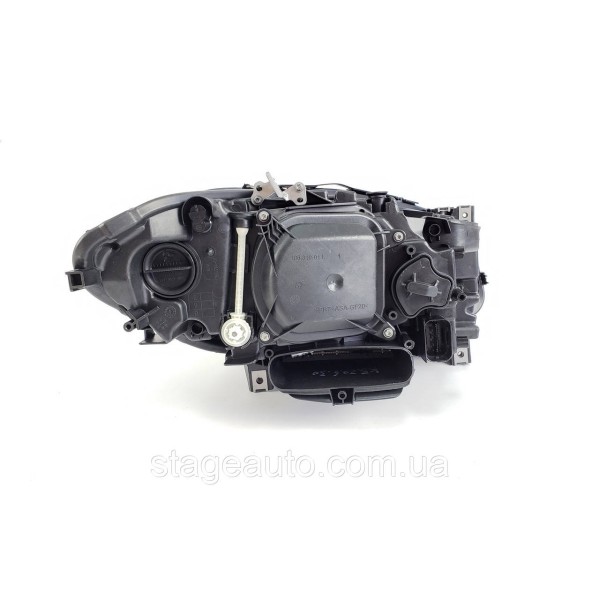 Передние фары Xenon No Adaptive на BMW 5 Series F10 / F11 2010-2017 год ( Европа )
