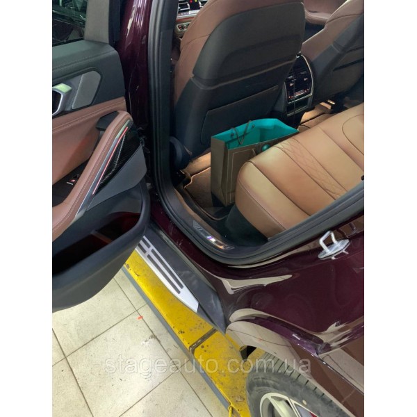 Боковые подножки ( пороги ) на BMW X6 G06 2019-2020 год