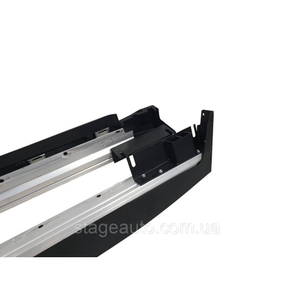 Боковые подножки ( пороги ) на Mercedes ML-Class W164 2005-2011 год