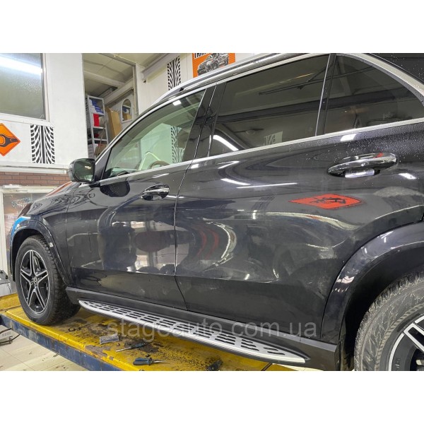 Боковые подножки ( пороги ) на Mercedes GLE-Class W167 2019-2022 год