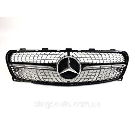 Решетка радиатора на Mercedes GLA-Class X156 2017-2019 год Diamond ( Черная с хром вставками )