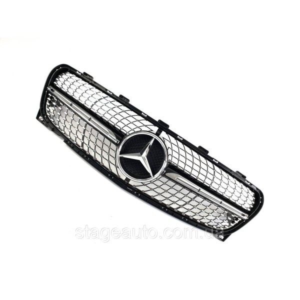 Решетка радиатора на Mercedes GLA-Class X156 2017-2019 год Diamond ( Черная с хром вставками )