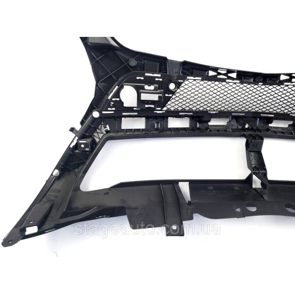 Опорный кронштейн переднего бампера на Mercedes ML-Class W166 2011-2015 года