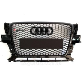 Решетка радиатора в стиле RS на Audi Q5 8R 2008-2012 год Черная