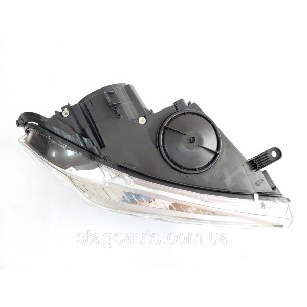 Передние фары Bi-Xenon No Adaptive на BMW X6 F16 2014-2018 года ( Европа )