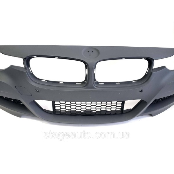 Передний бампер на BMW 3 Series F30 2012-2018 год ( в стиле M Sport Paket ) под омыватели
