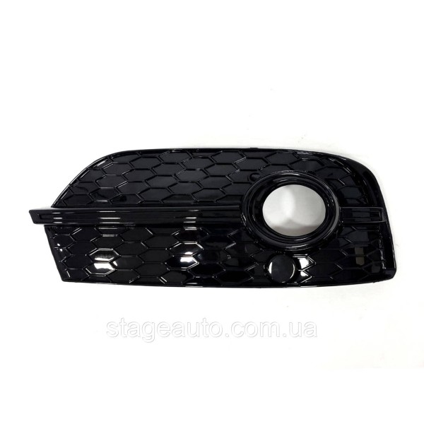 Решетки переднего бампера в стиле S-Line на Audi Q3 8U 2011-2014 год Черные ( Без мест под парктроники )