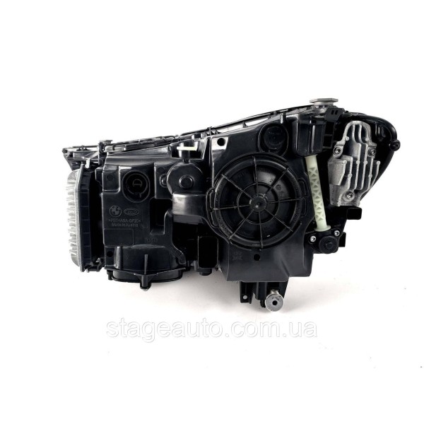 Передние фары на BMW 7 Series G11 / G12 2015-2019 года ( Laser )