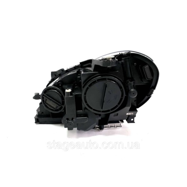 Передние фары на Mercedes C-Class W204 2011-2014 год ( Xenon Adaptive )