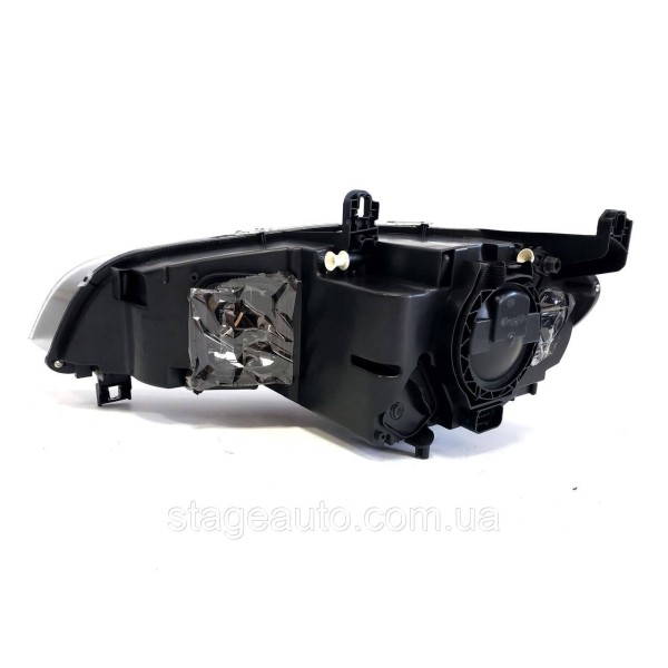 Передні фари на BMW X5 E70 2010-2013 рік ( Bi-Xenon No Adaptive Європа)