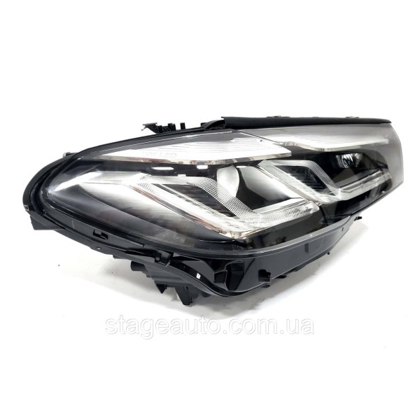 Передние фары на BMW 5 Series G30 2020-2022 года ( Full Led ) Европа