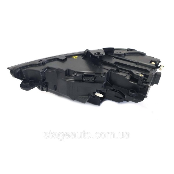 Передние фары Full Led на Audi A3 8V 2016-2020 года