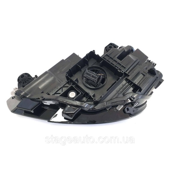 Передние фары Full Led на Audi A3 8V 2016-2020 года